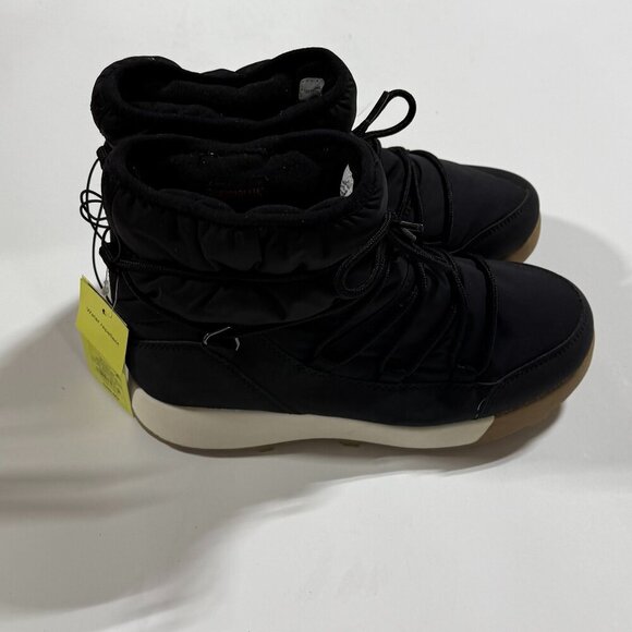 New With Tags - All in motion waterproof boots size 7  retail-$50 - Picture 1 of 3